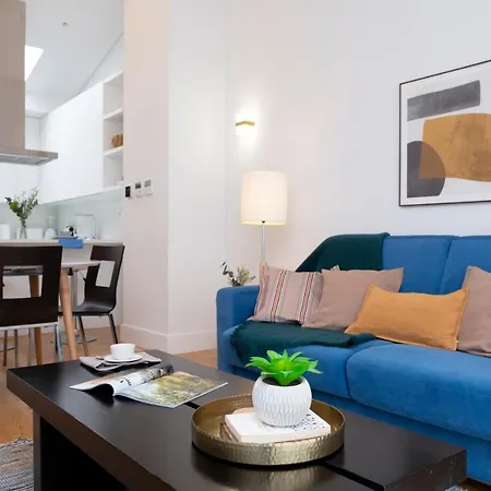 Tauro 195 Near El Corte Ingles Lisboa