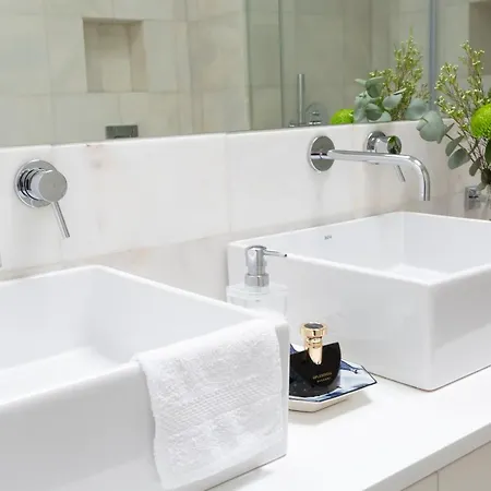 Tauro 195 Near El Corte Ingles Lägenhet *